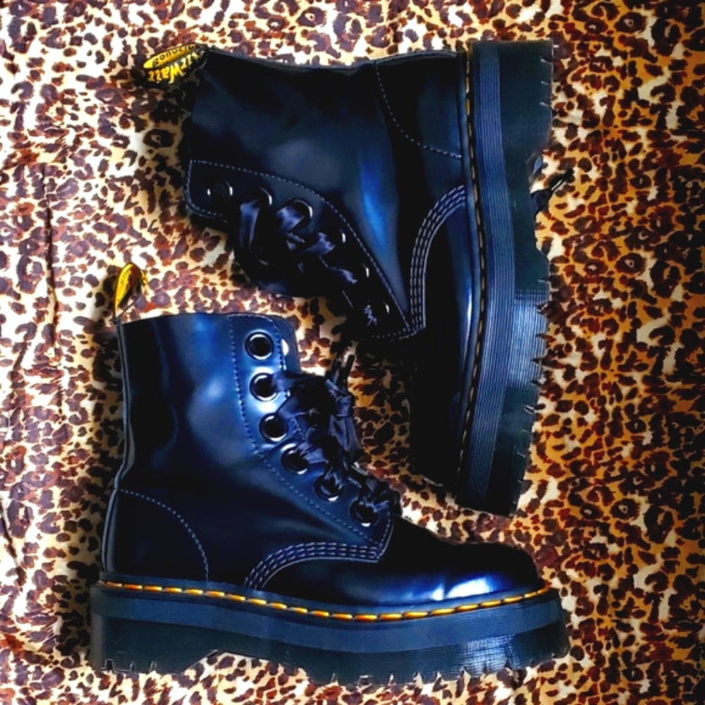 Doc Marten Molly boots